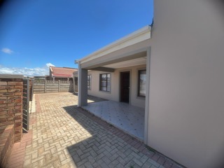 4 Bedroom Property for Sale in Pellsrus Eastern Cape